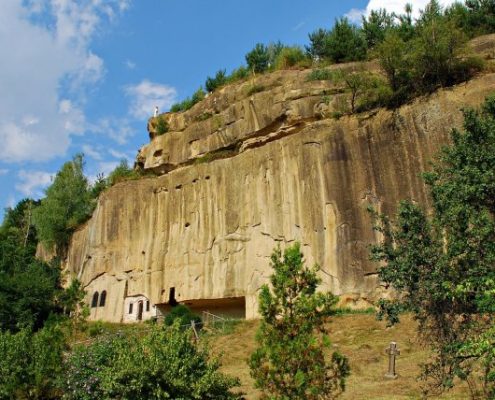 Mânăstirea Corbii de Piatră - vedere generală